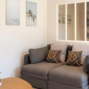 https://l36-sea-view-terrace-10min-walking-to-sea-parking-ac.fr-provencehotel.com