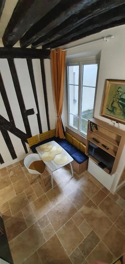 Quartier D'Emily In Paris Apartment
