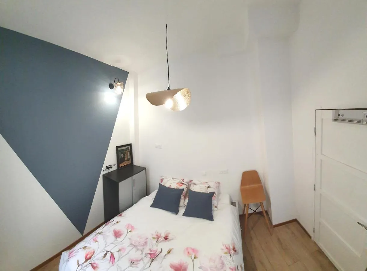 Quartier D'Emily In Paris Apartment