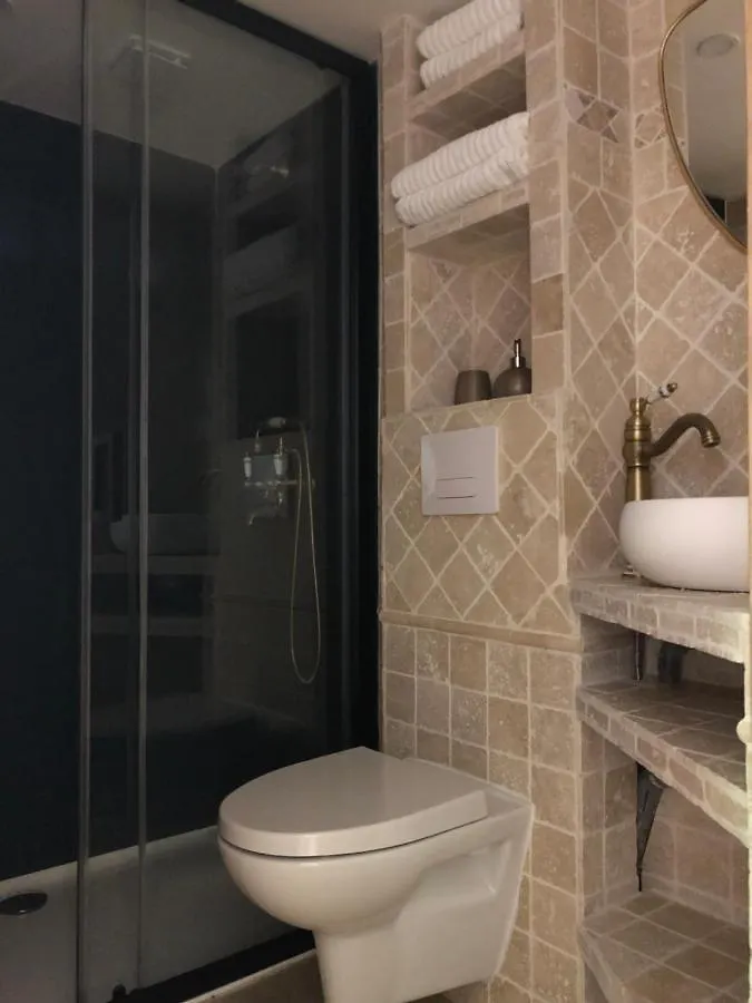 Quartier D'Emily In Paris Apartment France