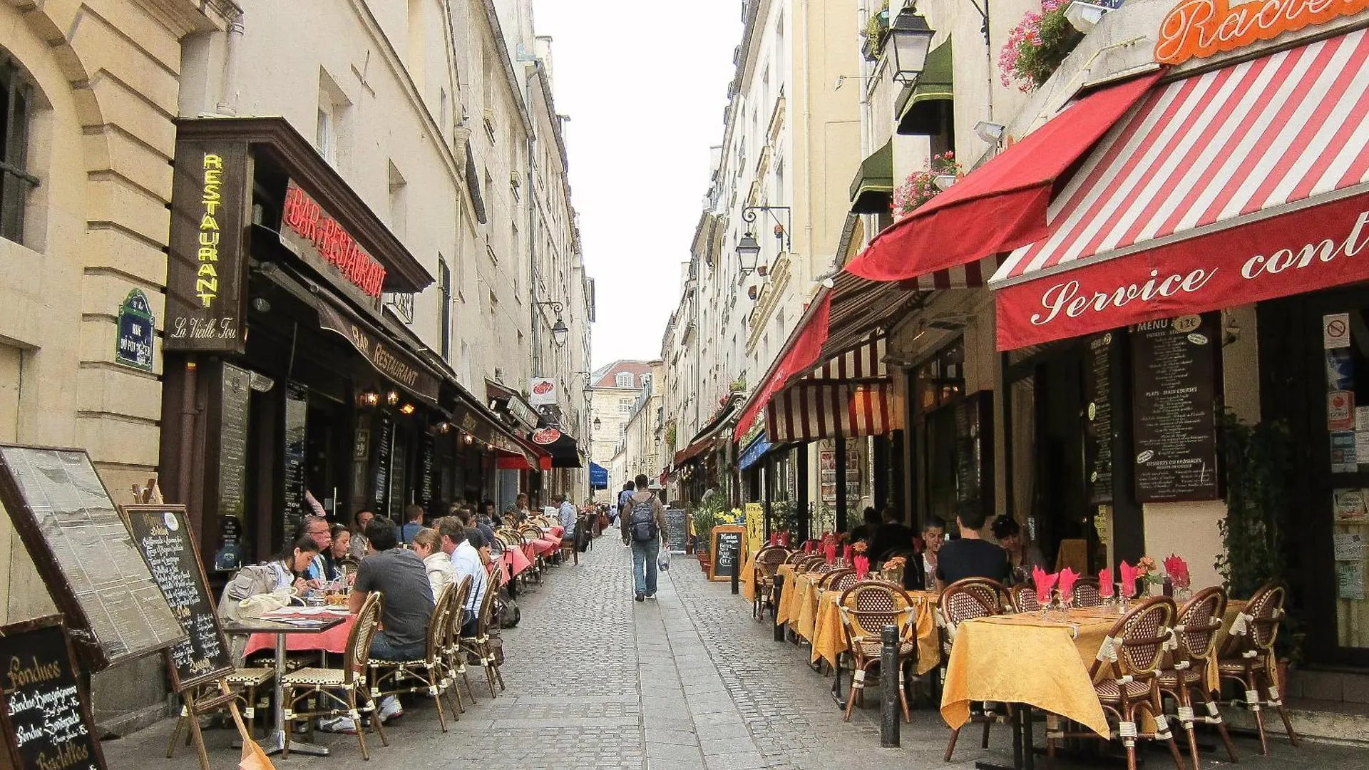 Quartier D'Emily In Paris Apartment 0*,  France